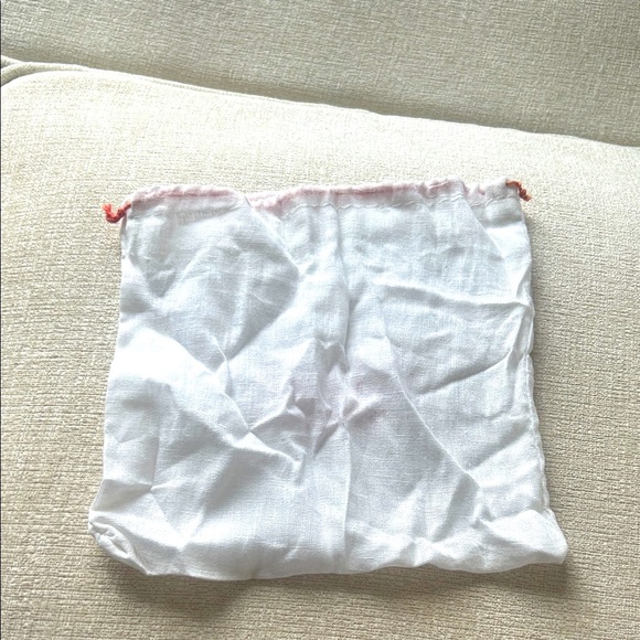 Coach White and Red Logo Dust Bag - Picture 3 of 3